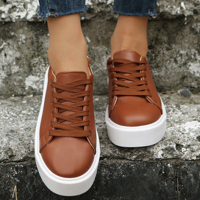 Zapatillas Planas de Mujer con Cadena y Cordones – Calzado Deportivo Casual