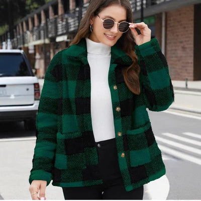 Chaqueta de Mujer de Franela a Cuadros Cozy Chic – Estilo Invernal Redefinido