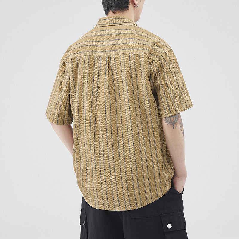 Men's Summer Shirt in Seersucker – Striped Texture and Short Sleeves
